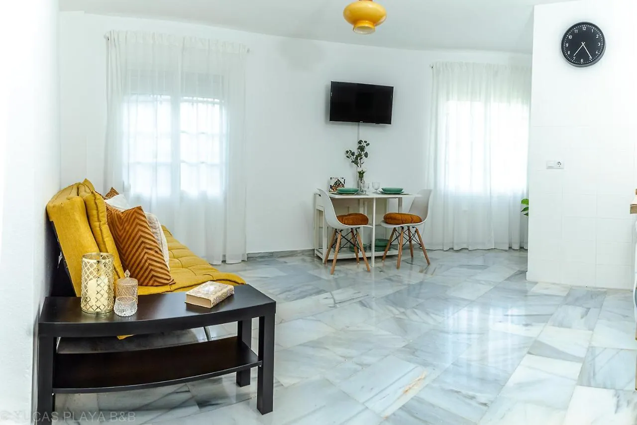 Yucas Playa B&B Benalmádena